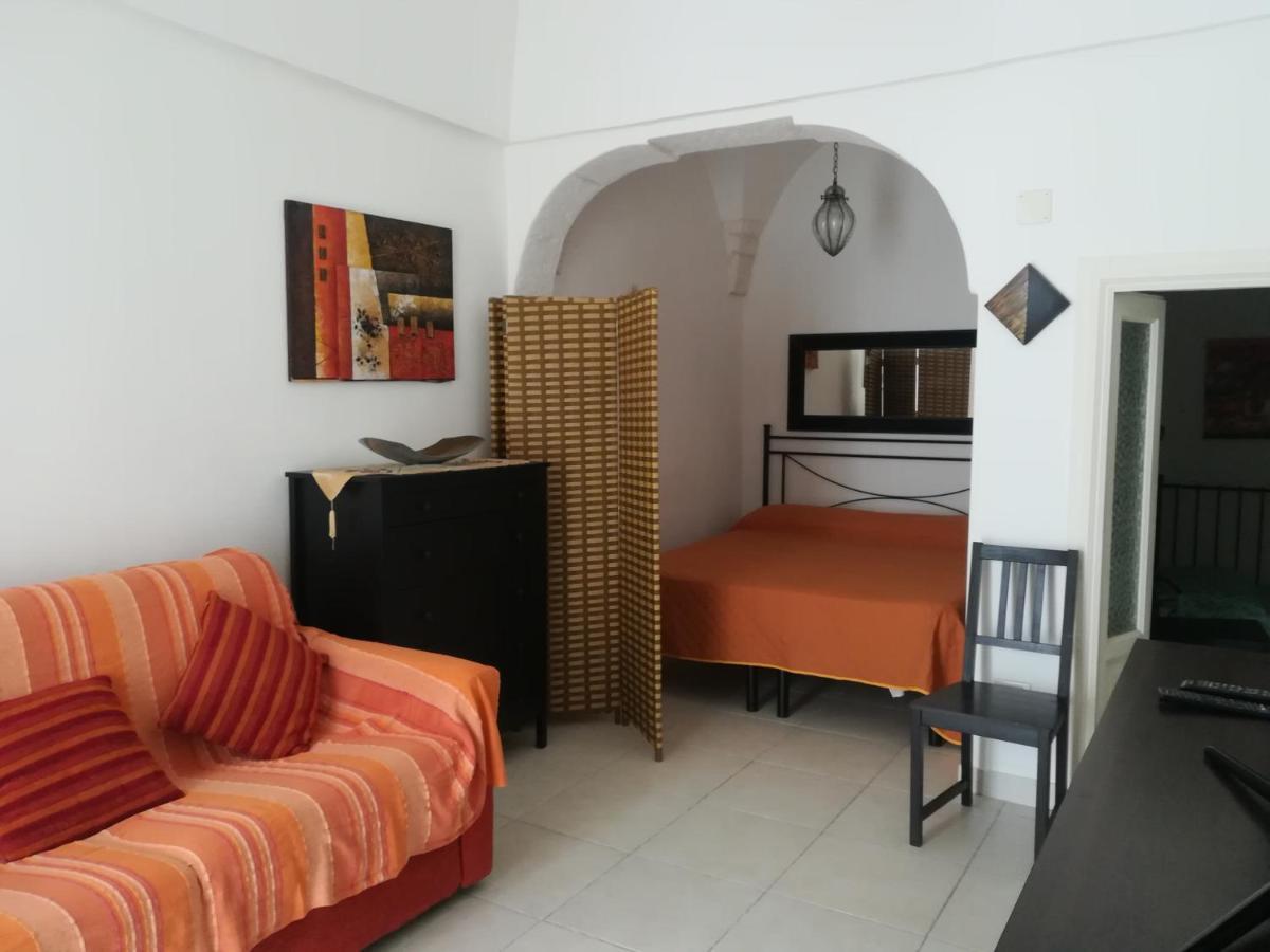Vico Anglani Guest House Ostuni Ngoại thất bức ảnh